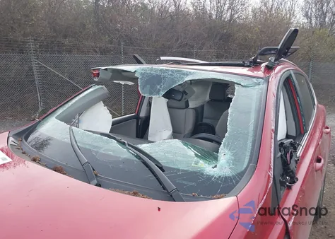 2015 Toyota Rav4 Limited z USA, uszkodzony, nr VIN 2T3DFREV0FW370054